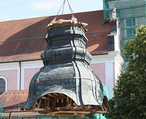 Turmkuppel der Aldersbacher Klosterkirche. Foto: © Helmuth Rücker PNP