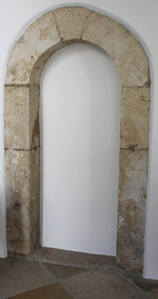 Westlicher Kreuzgangarm: Türbogen